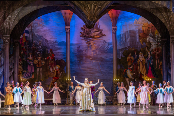 &Bcy;&acy;&lcy;&iecy;&tcy; &laquo;&Lcy;&iecy;&bcy;&iecy;&dcy;&icy;&ncy;&ocy;&iecy; &ocy;&zcy;&iecy;&rcy;&ocy;&raquo;