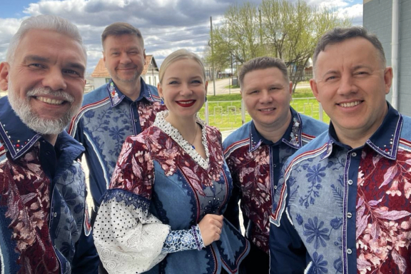 Юбилейный концерт ансамбля А.Заволокина «ВЕЧЁРКА»