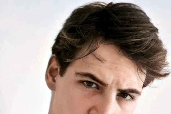 &Lcy;&IEcy;&Tcy;&Ocy; &Pcy;&Icy;&Rcy;&Ucy;&Ecy;&Tcy;&Acy;&period; &Lcy;&IEcy;&Bcy;&IEcy;&Dcy;&Icy;&Ncy;&Ocy;&IEcy; &Ocy;&Zcy;&IEcy;&Rcy;&Ocy;