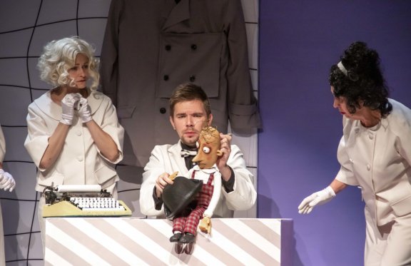 &CHcy;&iecy;&lcy;&ocy;&vcy;&iecy;&kcy; &rcy;&acy;&scy;&scy;&iecy;&yacy;&ncy;&ncy;&ycy;&jcy;