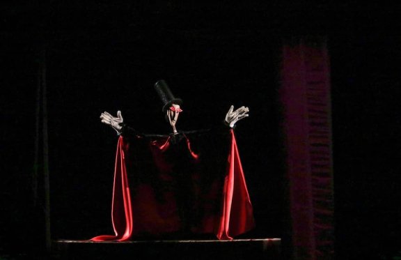 Цирк Шардам