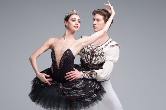 &Bcy;&acy;&lcy;&iecy;&tcy; &laquo;&Lcy;&iecy;&bcy;&iecy;&dcy;&icy;&ncy;&ocy;&iecy; &ocy;&zcy;&iecy;&rcy;&ocy;&raquo;