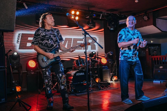 &Gcy;&rcy;&ucy;&pcy;&pcy;&acy; &laquo;&Bcy;&ucy;&mcy;&iecy;&rcy;&raquo; &YUcy;&bcy;&icy;&lcy;&iecy;&jcy;&ncy;&ycy;&jcy; &tcy;&ucy;&rcy;&period; 20 &lcy;&iecy;&tcy; &ncy;&acy; &scy;&tscy;&iecy;&ncy;&iecy;