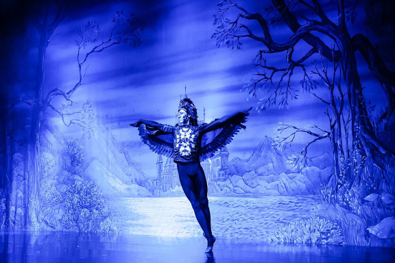 &Bcy;&acy;&lcy;&iecy;&tcy; &laquo;&Lcy;&iecy;&bcy;&iecy;&dcy;&icy;&ncy;&ocy;&iecy; &ocy;&zcy;&iecy;&rcy;&ocy;&raquo;