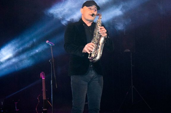 J&period;Seven &laquo;&Zcy;&ocy;&lcy;&ocy;&tcy;&acy;&yacy; &kcy;&ocy;&lcy;&lcy;&iecy;&kcy;&tscy;&icy;&yacy; &mcy;&icy;&rcy;&ocy;&vcy;&ycy;&khcy; &shcy;&iecy;&dcy;&iecy;&vcy;&rcy;&ocy;&vcy;&raquo;