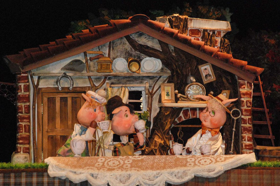 Три поросёнка