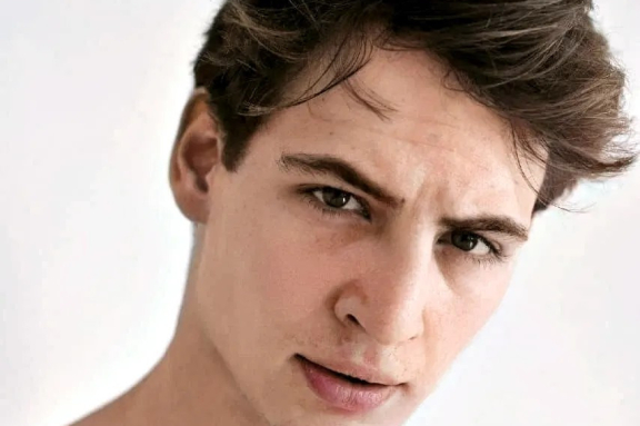 &Lcy;&IEcy;&Tcy;&Ocy; &Pcy;&Icy;&Rcy;&Ucy;&Ecy;&Tcy;&Acy;&period; &ZHcy;&Icy;&Zcy;&IEcy;&Lcy;&SOFTcy;