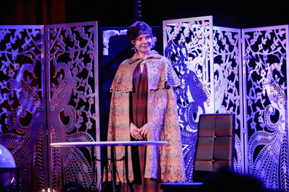 Мелодрама «И это, как два крыла...» !