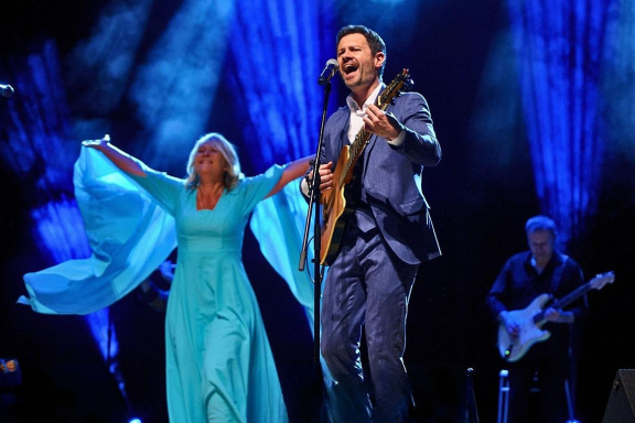 Антон и Виктория Макарские. Живой концерт