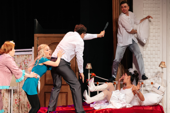 Спектакль-комедия «Шикарная свадьба»