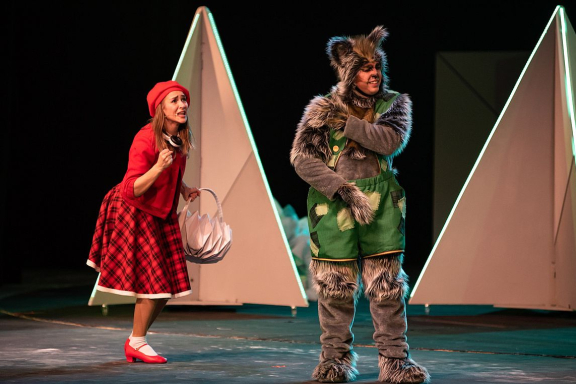 &laquo;&Kcy;&rcy;&acy;&scy;&ncy;&acy;&yacy; &shcy;&acy;&pcy;&ocy;&chcy;&kcy;&acy; &icy; &Scy;&iecy;&rcy;&ycy;&jcy; &vcy;&ocy;&lcy;&kcy;&raquo;