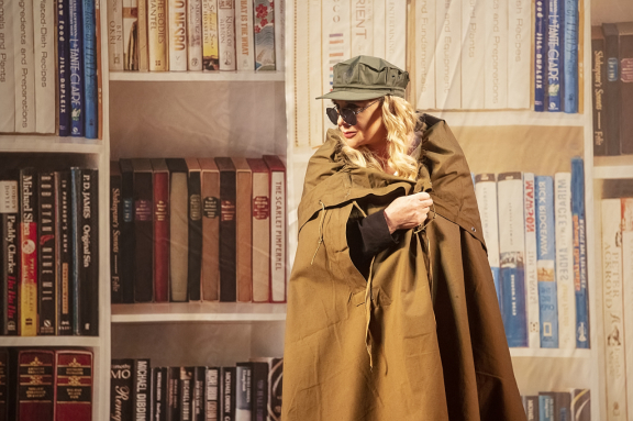 «Другая жизнь»