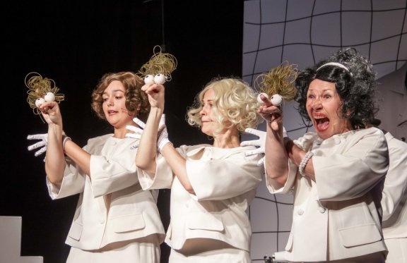 &CHcy;&iecy;&lcy;&ocy;&vcy;&iecy;&kcy; &rcy;&acy;&scy;&scy;&iecy;&yacy;&ncy;&ncy;&ycy;&jcy;