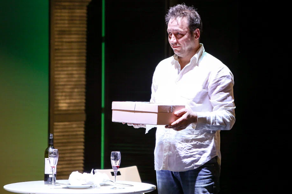 Спектакль-драма «Двое и море»